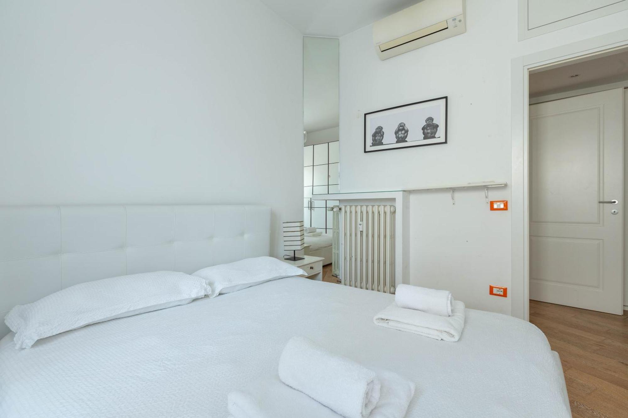 Porta Romana Comfy Apartment Милан Экстерьер фото